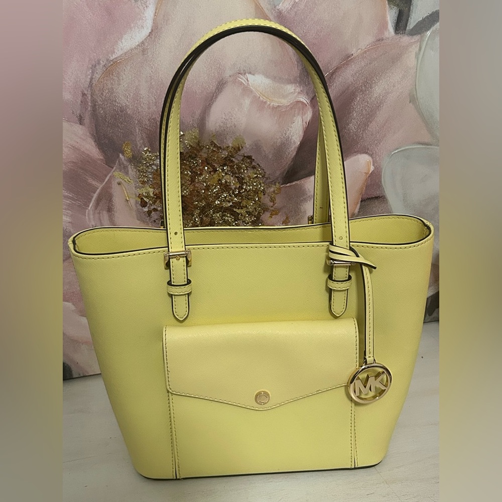 SOLD Michael Kors Jet Set Tote
